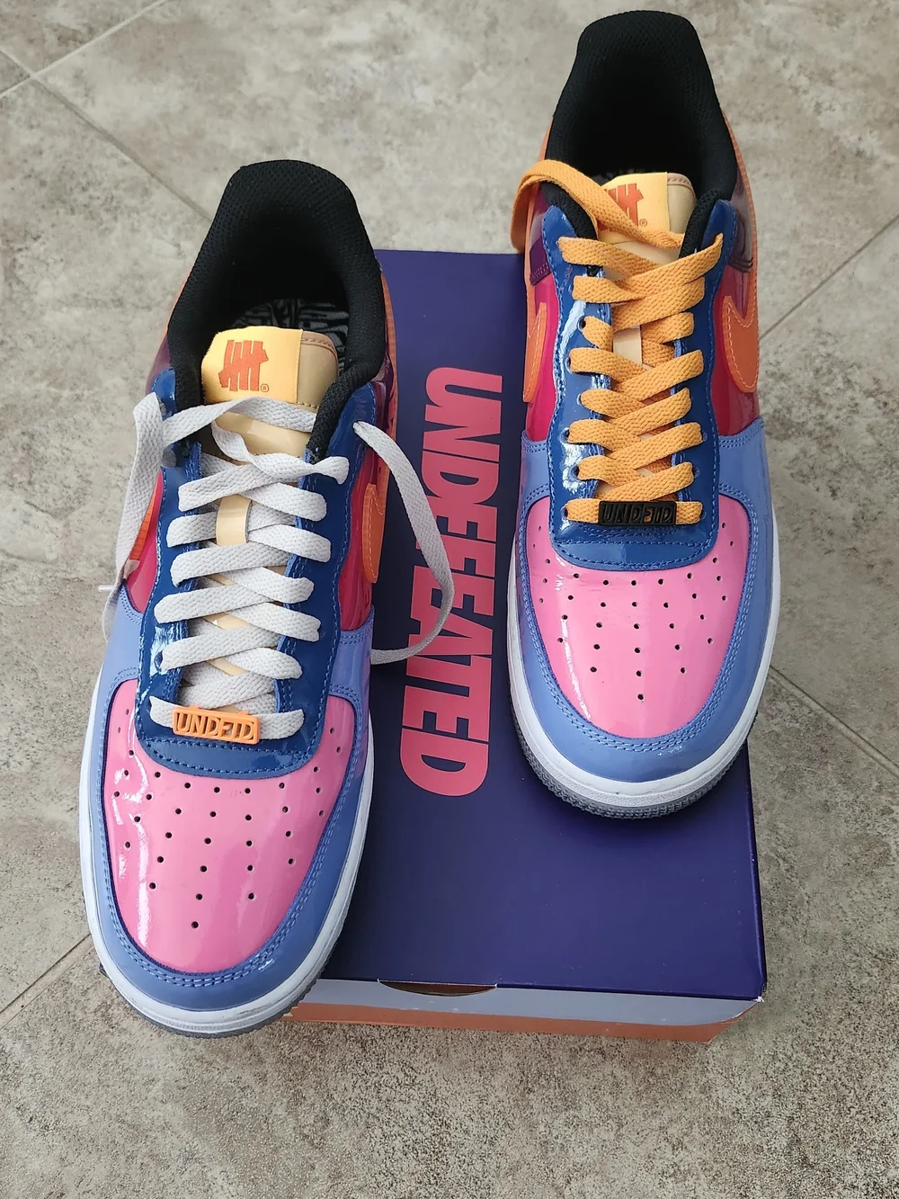 DV 5255-200 Undefeated x Nike Air Force 1 Low 